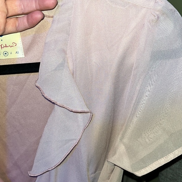 #52–Sadie Robertson (M) pink 💯 % polyester sheer, soft dress with slip and ties - Picture 6 of 7